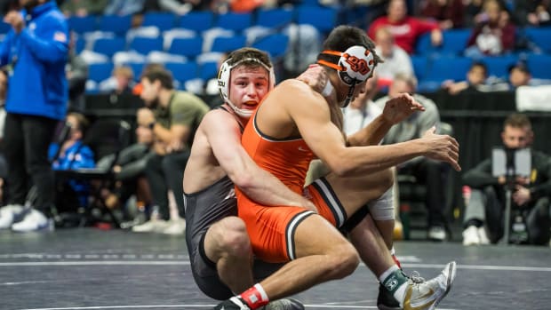 Missouri's Keegan O'Toole and Oklahoma State's Izzak Olejnik